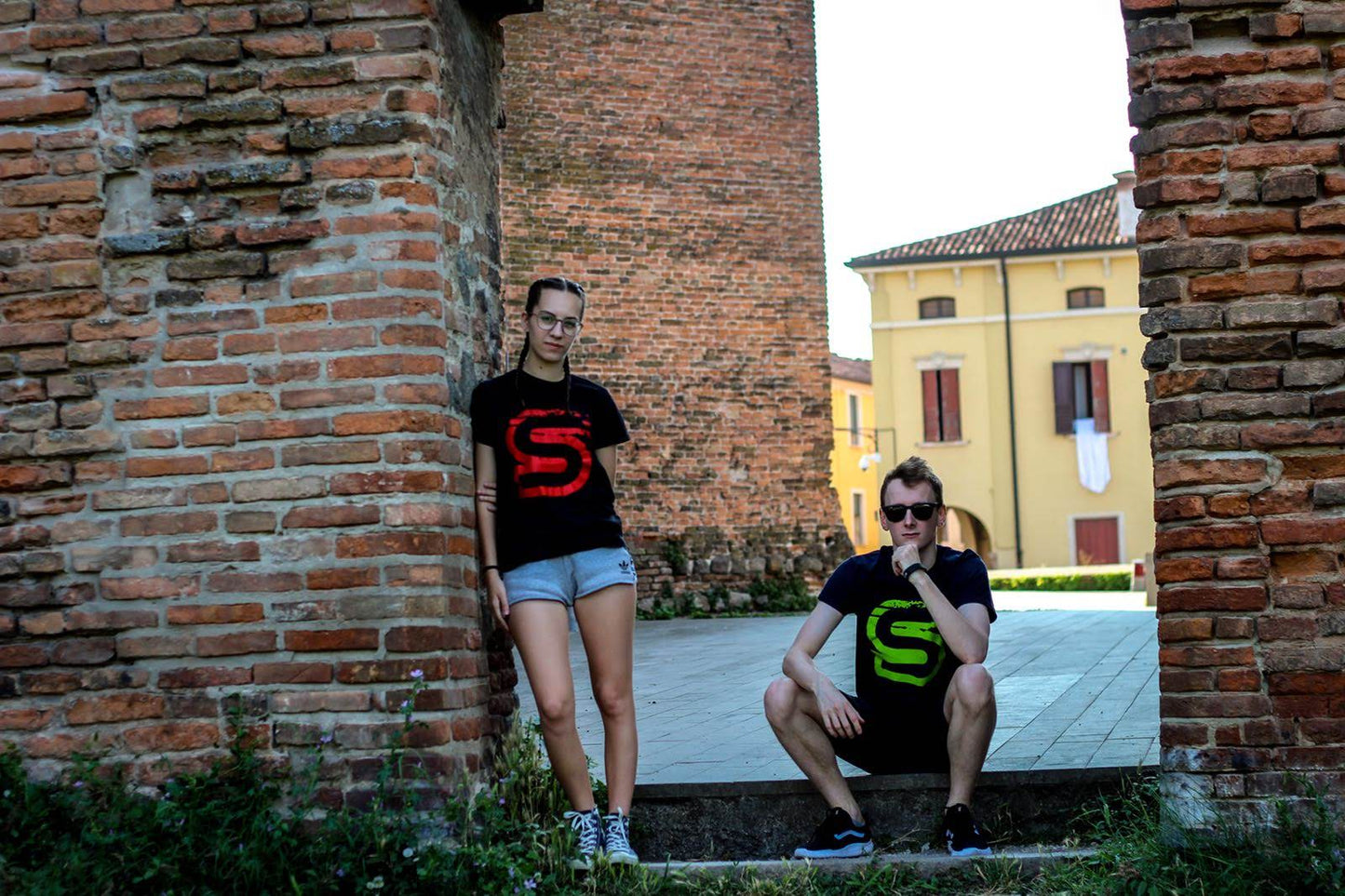 Scka – Black/Red Classic Tee - Scka Weapons